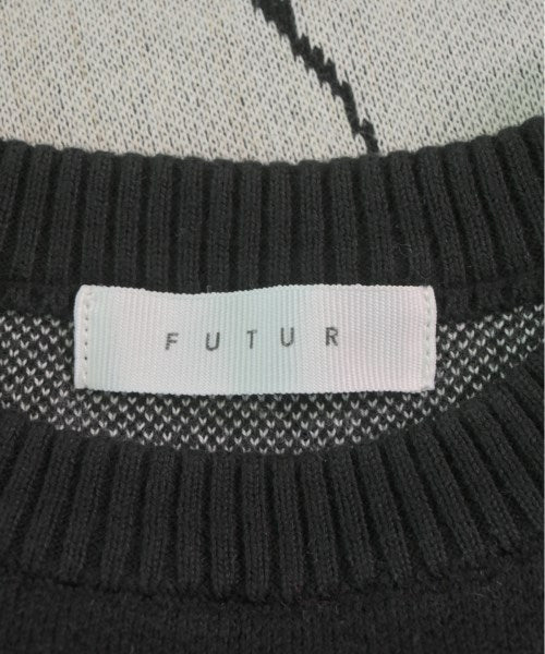 FUTUR เสื้อกันหนาว