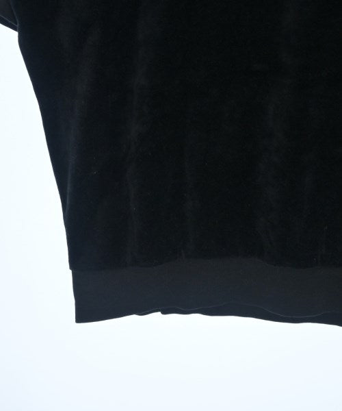 FUTUR เสื้อยืด/เสื้อท็อปส์