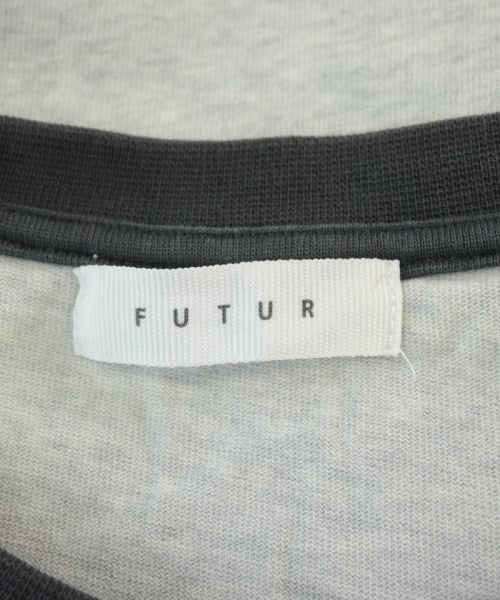 FUTUR เสื้อยืด/เสื้อท็อปส์