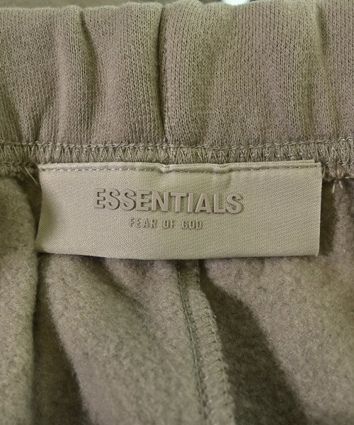 Fear of God ESSENTIALS กางเกงขาสั้น