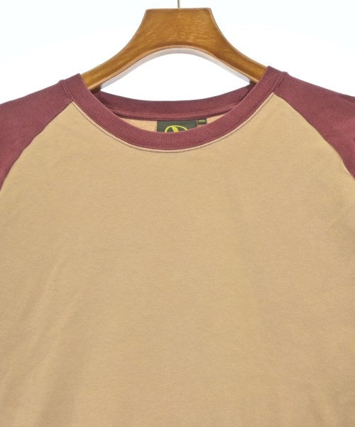 AIGLE เสื้อยืด/เสื้อท็อปส์