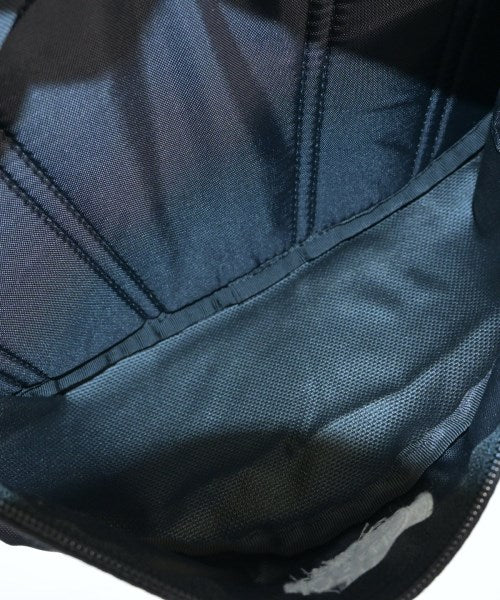 THE NORTH FACE กระเป๋าสะพาย