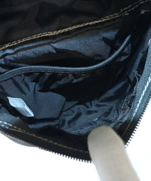THE NORTH FACE กระเป๋าสะพาย