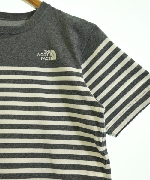 THE NORTH FACE เสื้อยืด/เสื้อท็อปส์