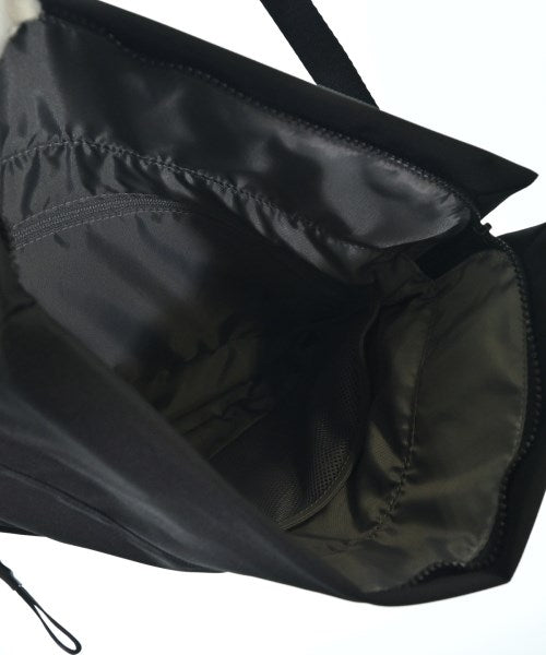 THE NORTH FACE กระเป๋าสะพาย