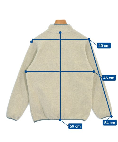 patagonia เสื้อยืด/เสื้อท็อปส์