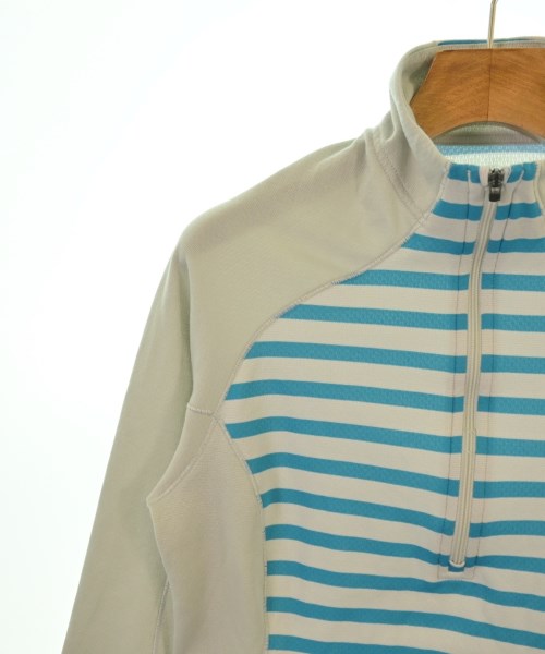 patagonia เสื้อยืด/เสื้อท็อปส์