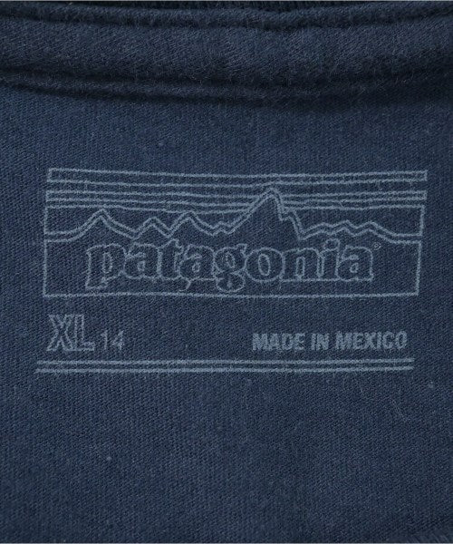 patagonia เสื้อยืด/เสื้อท็อปส์