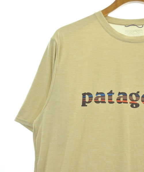 patagonia เสื้อยืด/เสื้อท็อปส์