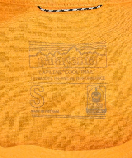 patagonia เสื้อยืด/เสื้อท็อปส์