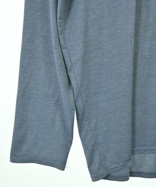 patagonia เสื้อยืด/เสื้อท็อปส์