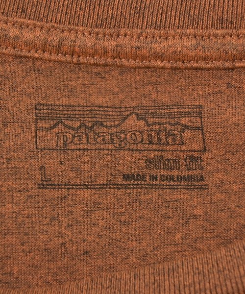 patagonia เสื้อยืด/เสื้อท็อปส์