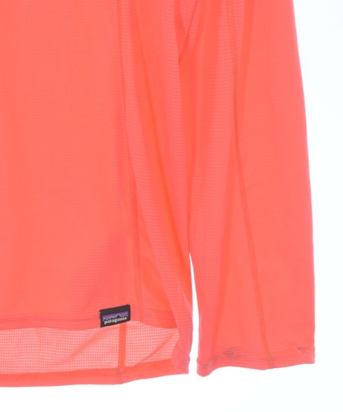 patagonia เสื้อยืด/เสื้อท็อปส์