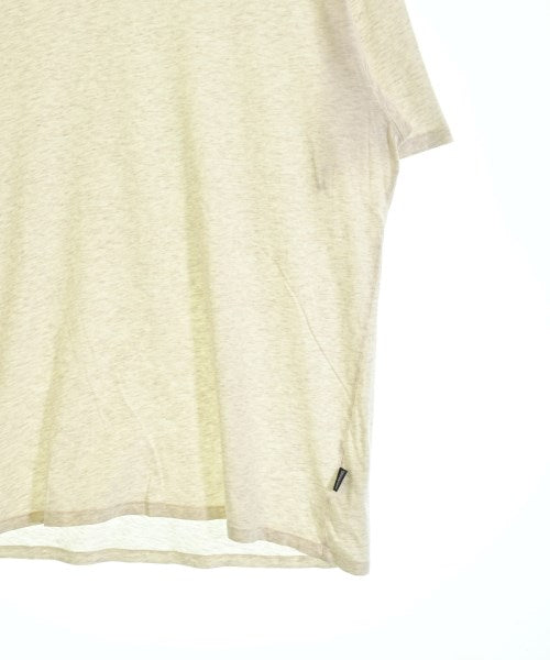 patagonia เสื้อยืด/เสื้อท็อปส์