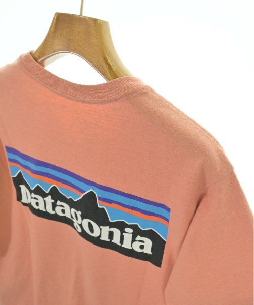patagonia เสื้อยืด/เสื้อท็อปส์