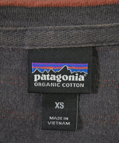 patagonia เสื้อยืด/เสื้อท็อปส์
