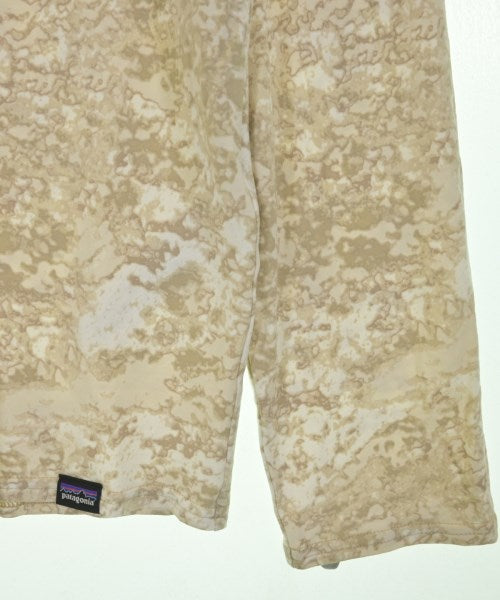 patagonia เสื้อยืด/เสื้อท็อปส์
