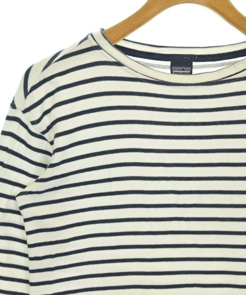 patagonia เสื้อยืด/เสื้อท็อปส์