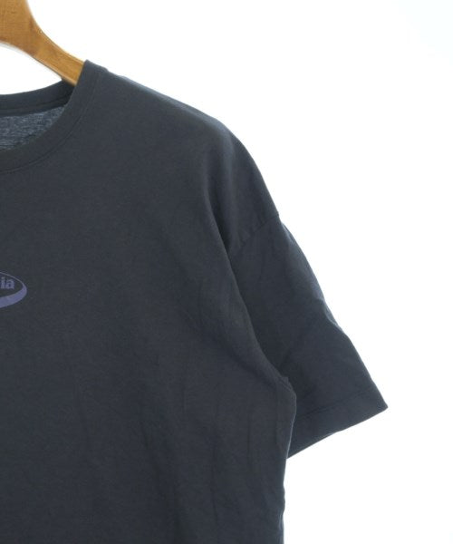 patagonia เสื้อยืด/เสื้อท็อปส์