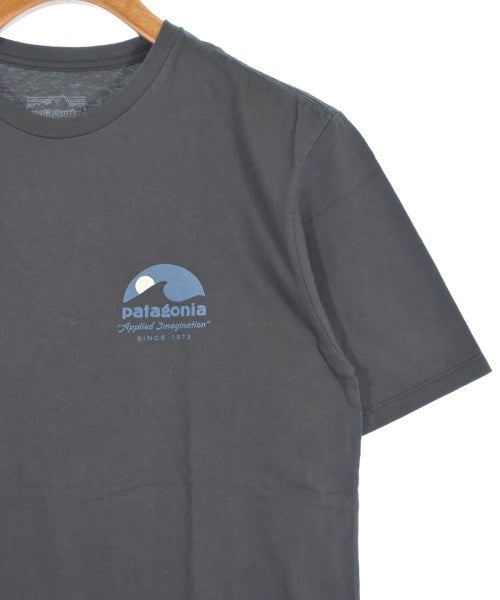patagonia เสื้อยืด/เสื้อท็อปส์