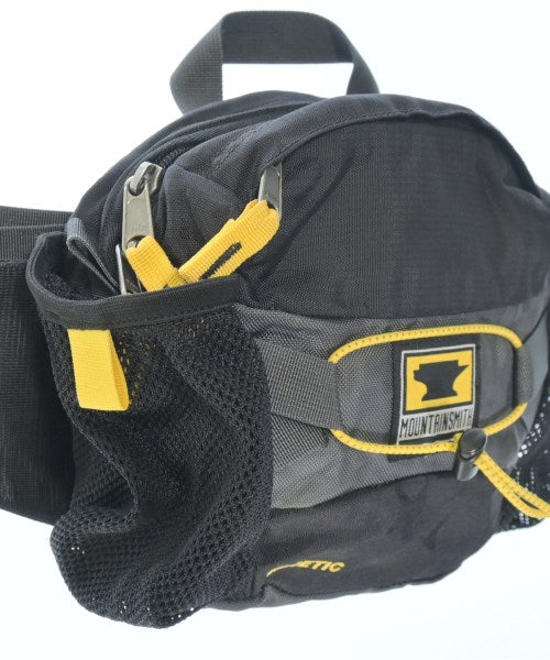 MOUNTAIN SMITH กระเป๋าสะพาย