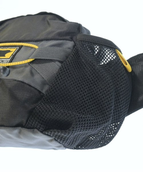 MOUNTAIN SMITH กระเป๋าสะพาย