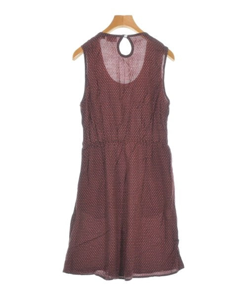 KAVU ชุดเดรส
