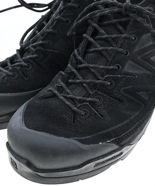 Salomon รองเท้าผ้าใบ