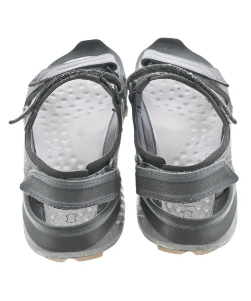 Salomon รองเท้าแตะ