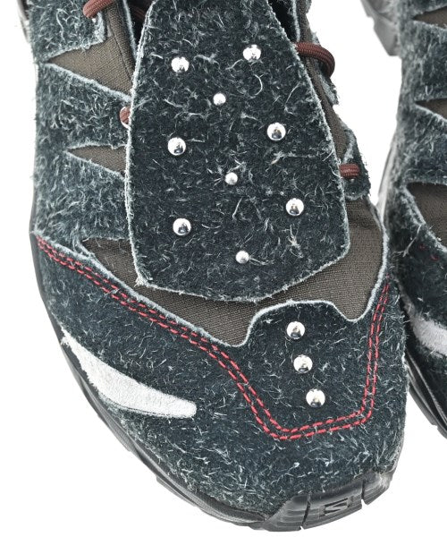 Salomon รองเท้าผ้าใบ