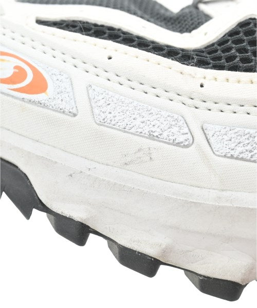 Salomon รองเท้าผ้าใบ