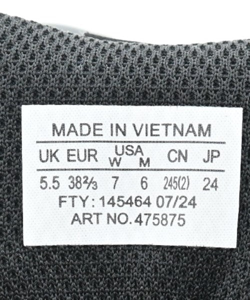 Salomon รองเท้าผ้าใบ