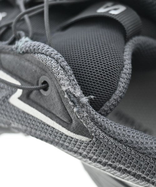 Salomon รองเท้าผ้าใบ