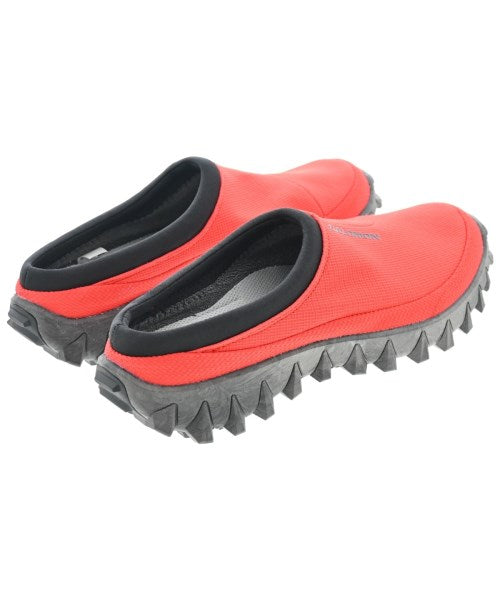 Salomon รองเท้าแตะ