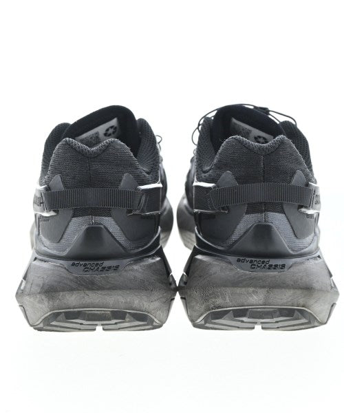 Salomon รองเท้าผ้าใบ