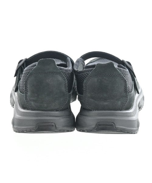 Salomon รองเท้าผ้าใบ