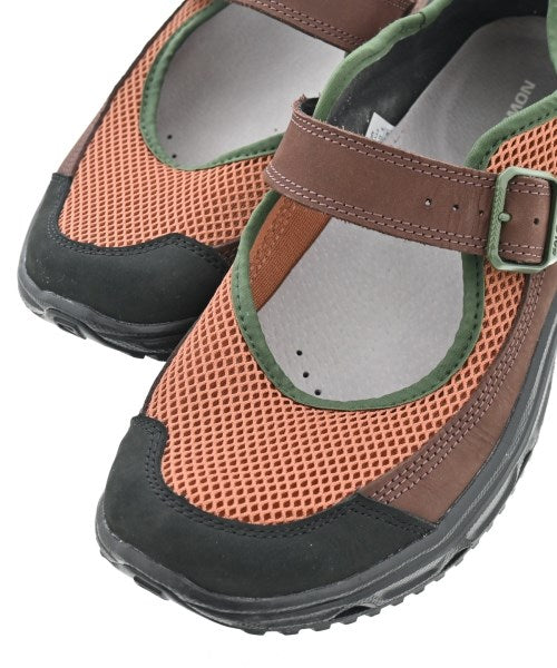 Salomon รองเท้าผ้าใบ