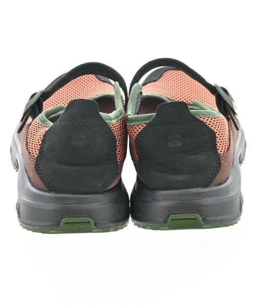 Salomon รองเท้าผ้าใบ