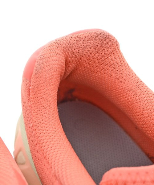 Salomon รองเท้าผ้าใบ