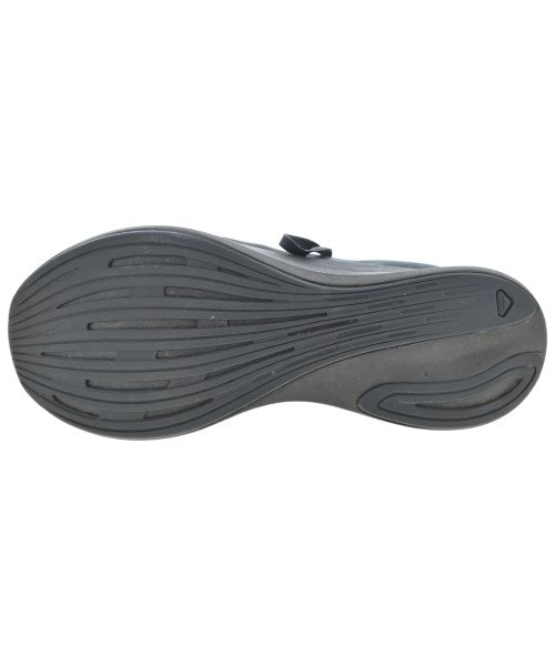 Salomon รองเท้าผ้าใบ