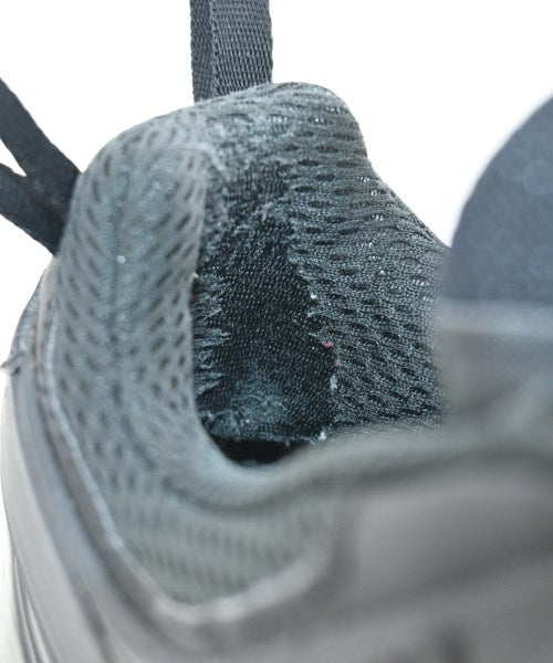 Salomon รองเท้าผ้าใบ