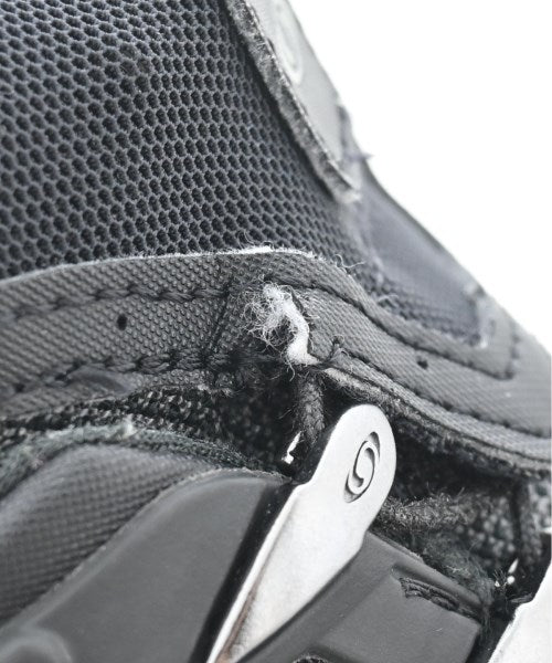 Salomon รองเท้าผ้าใบ