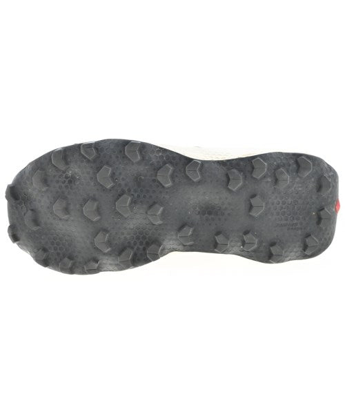 Salomon รองเท้าผ้าใบ