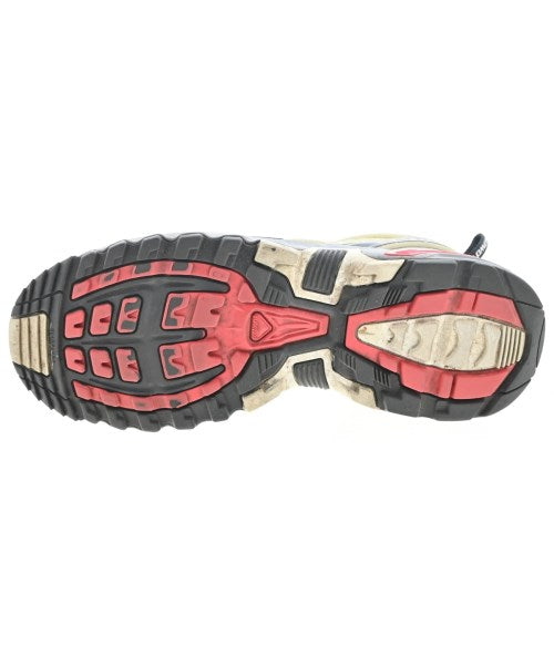 Salomon รองเท้าผ้าใบ