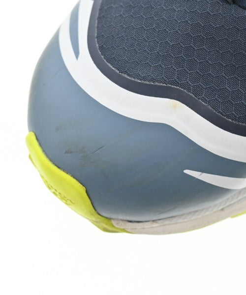 Salomon รองเท้าผ้าใบ