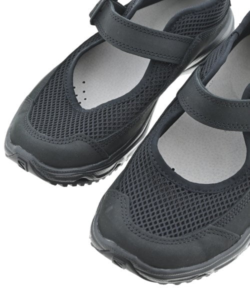 Salomon รองเท้าผ้าใบ