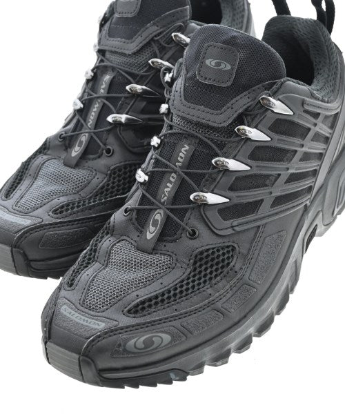 Salomon รองเท้าผ้าใบ