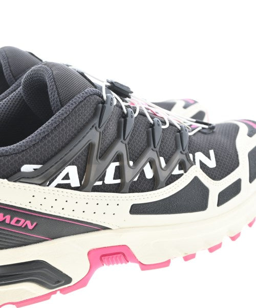 Salomon รองเท้าผ้าใบ