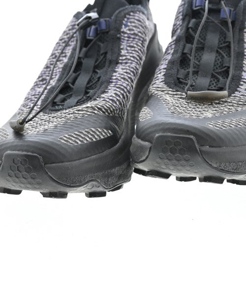 Salomon รองเท้าผ้าใบ