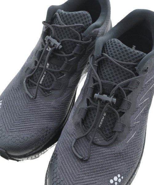 Salomon รองเท้าผ้าใบ